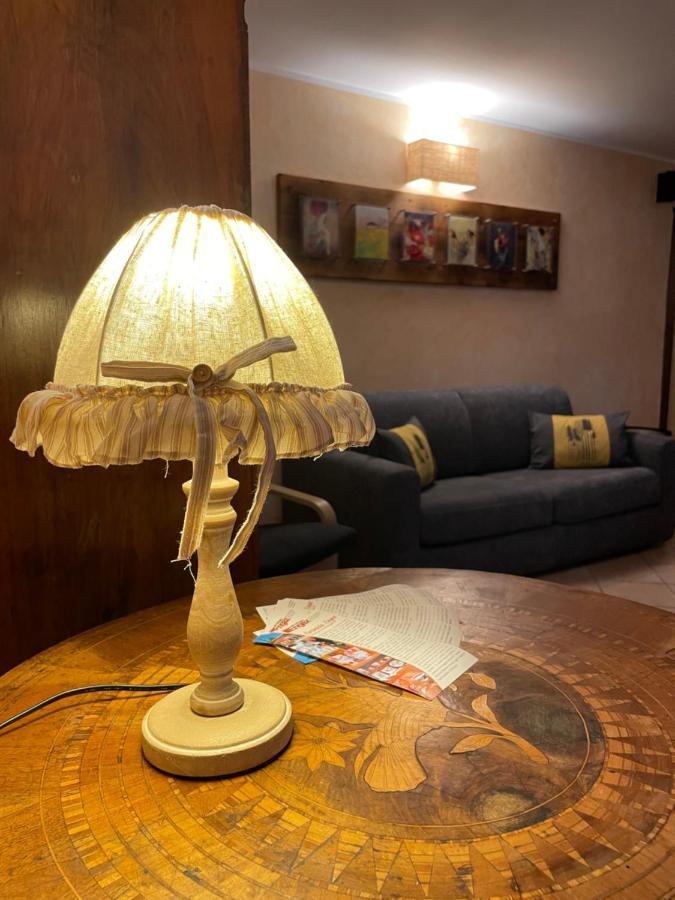 Nel Vecchio Borgo Apartment Verrès Exterior foto